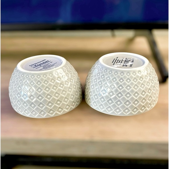 NWOT Set of  Expressions Signature Stoneware Small Embossed Gray & Black Bowls - Picture 5 of 6